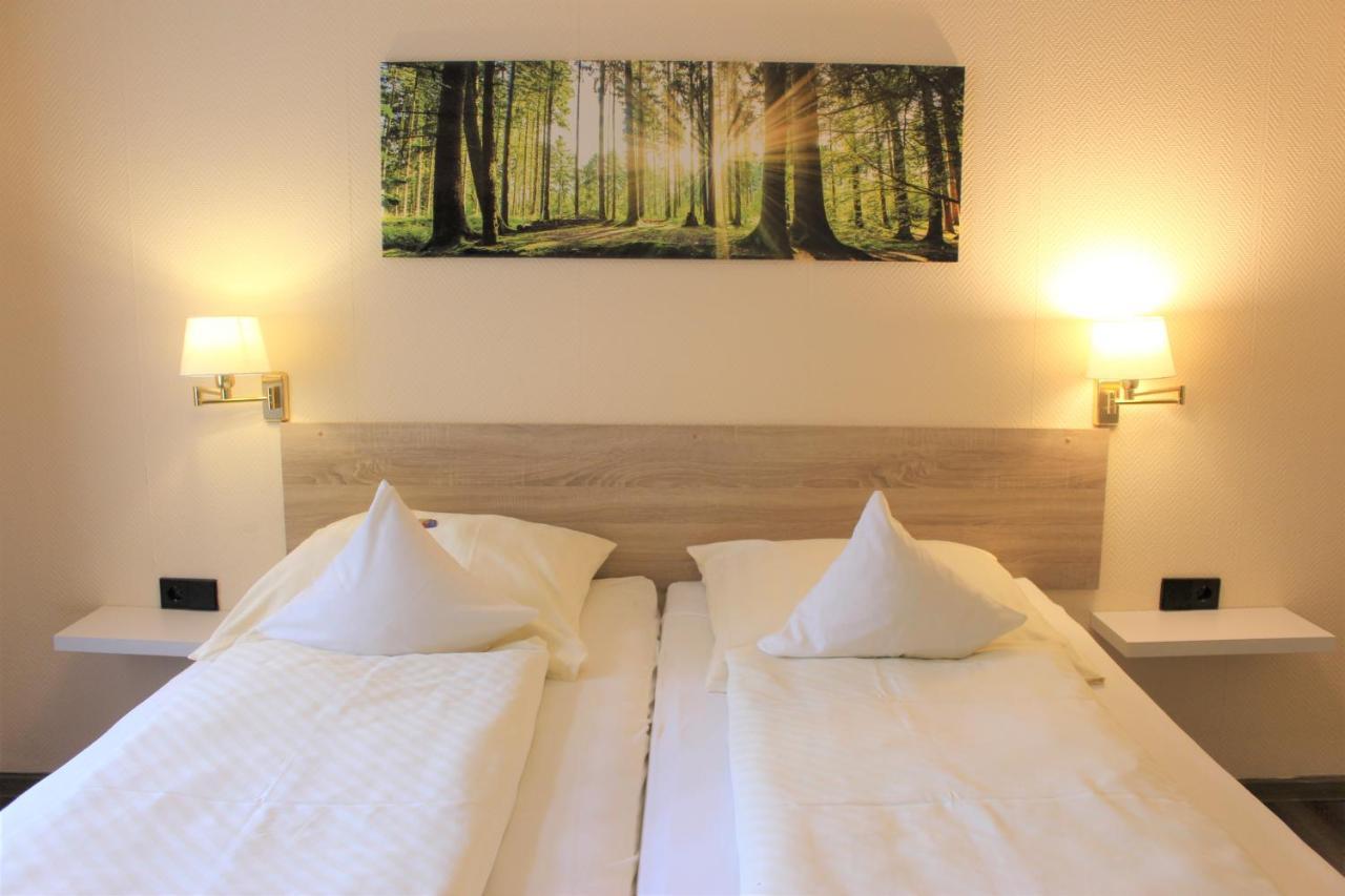 Hotel Schloemer クロッペンブルク エクステリア 写真