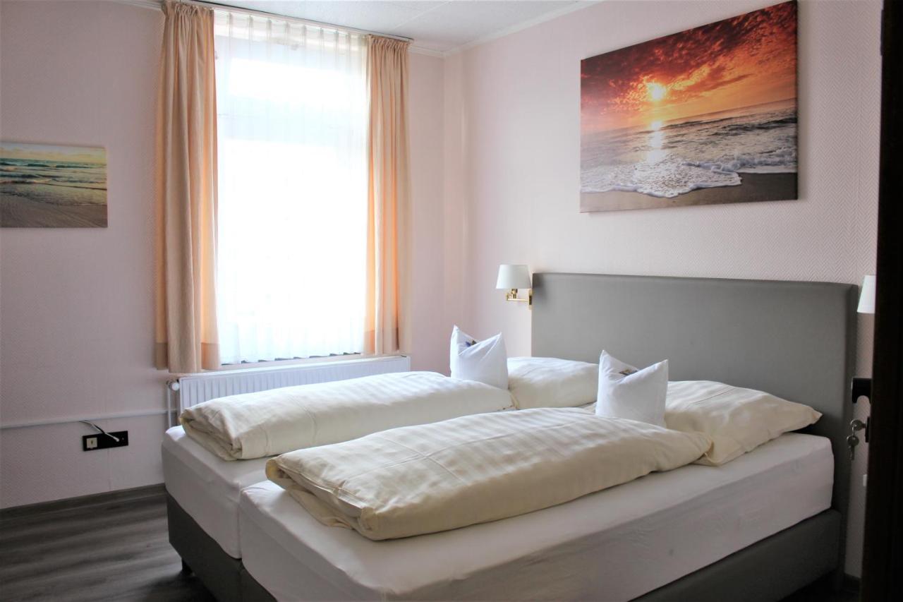 Hotel Schloemer クロッペンブルク エクステリア 写真