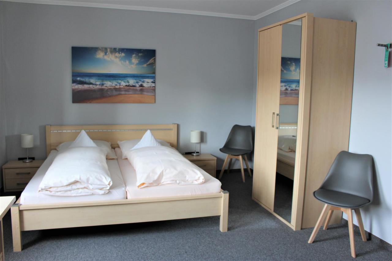 Hotel Schloemer クロッペンブルク エクステリア 写真